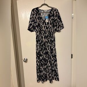 CUPSHE Black Tan Print V Neck Elastic Waist Cover Up Dress